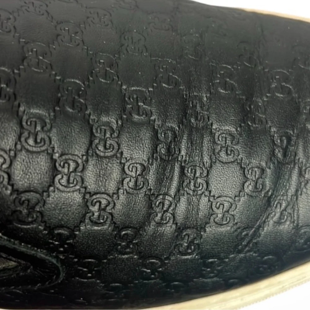 Authentic Gucci luxury designer signature GG embossed leather sneakers sz 6 mens